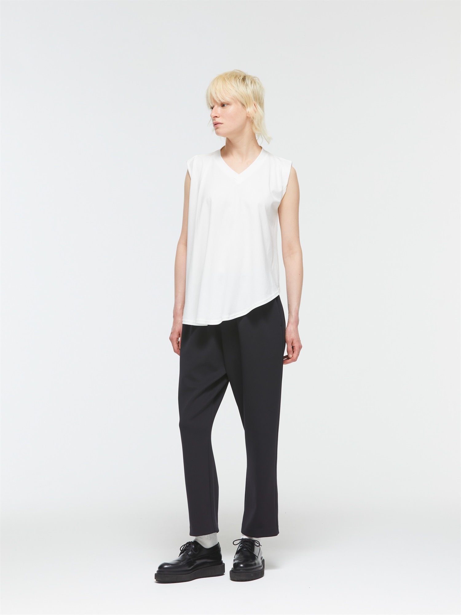 V neck asymmetry N/S P/O | 1-210073