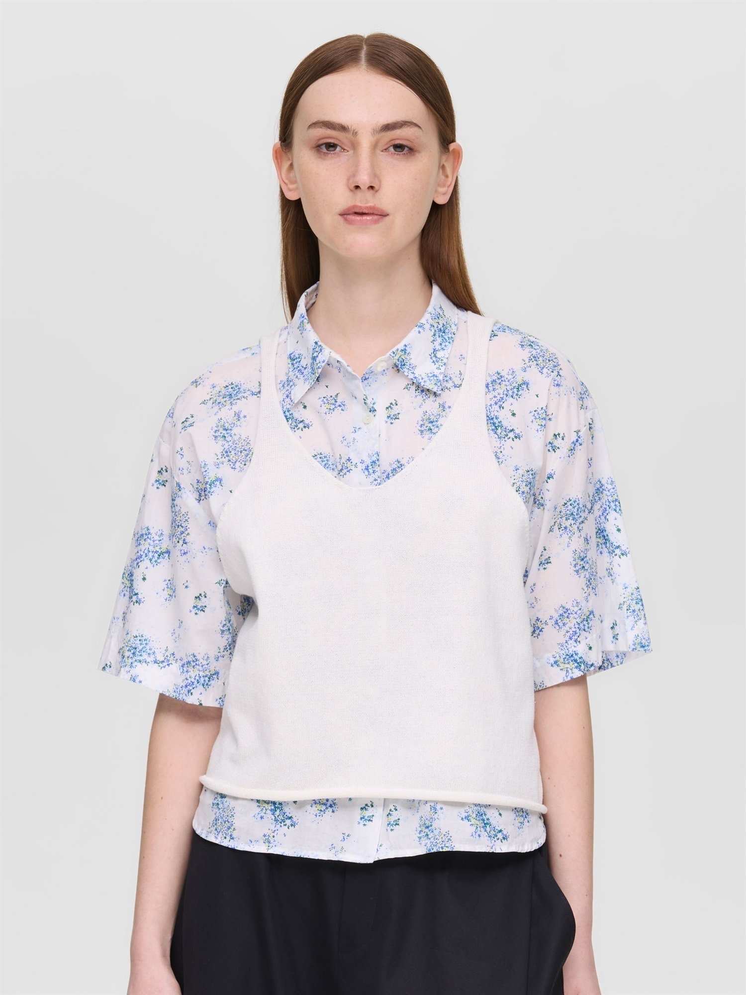U neck short vest | 2-220043(off white 11-Free)
