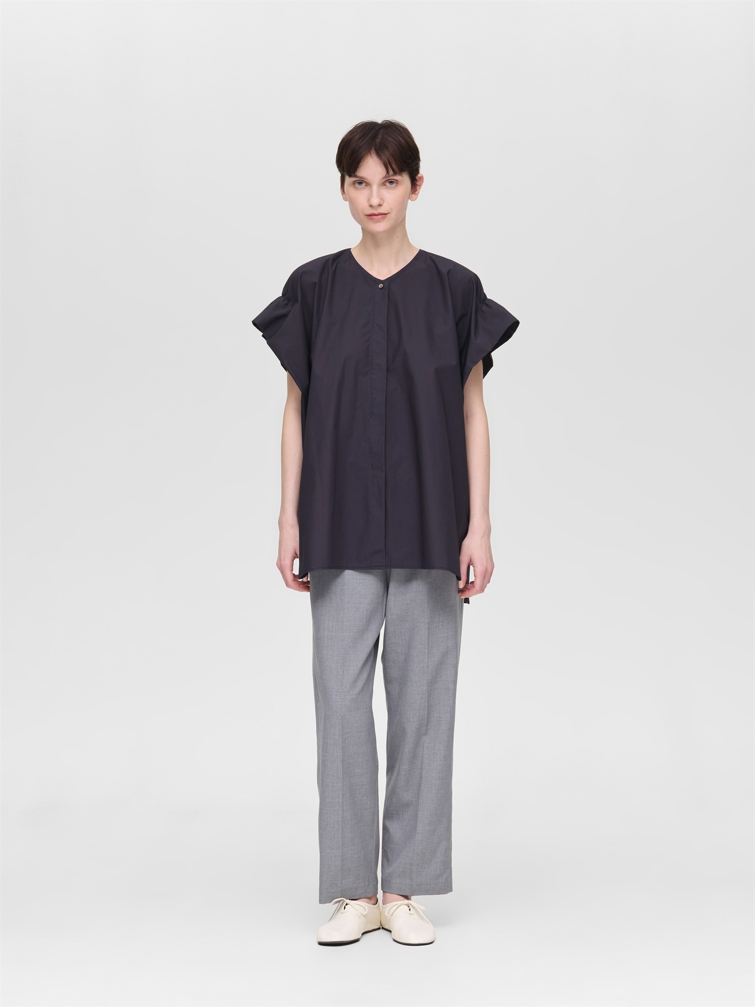 V neck wide tunic shirt | 2-230118A