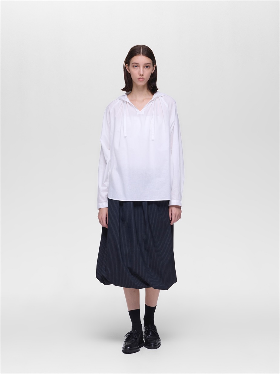 hooded gather neck shirt | 3-230133